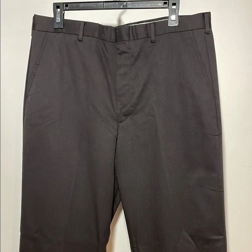 Black Dress Pants with Straight Leg and Smooth Fabric